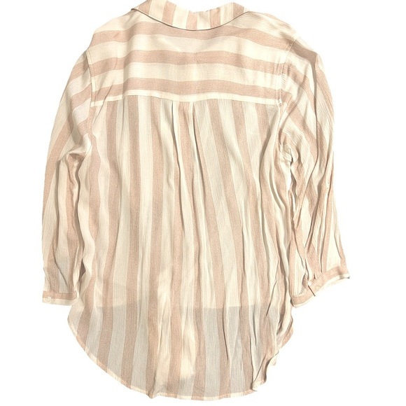 Women’s Flowy Front Tie Button Down Shirt | Size Medium - Picture 2 of 5